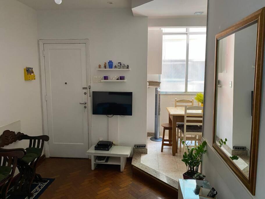 Charmoso Apartamento Na Av. Atlantica, Copacabana Rio de Janeiro Exterior photo