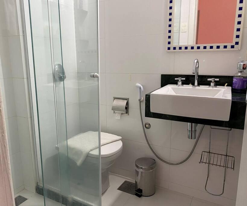 Charmoso Apartamento Na Av. Atlantica, Copacabana Rio de Janeiro Exterior photo